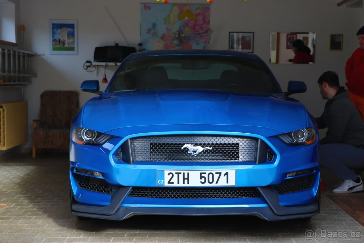 Ford Mustang GT 2019 manuál