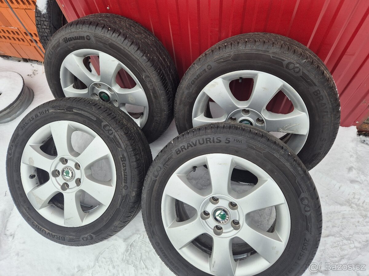 Alu kola R16 Škoda Lyra 5x112 205/55 R16 Barum