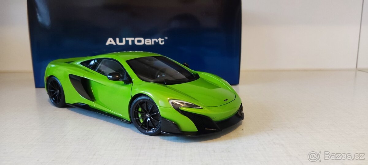 McLaren 675LT Autoart