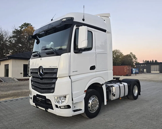 Mercedes-Benz Actros 1848 - tahač návěsů