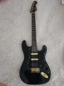 Elektrická kytara Fender Strat Black