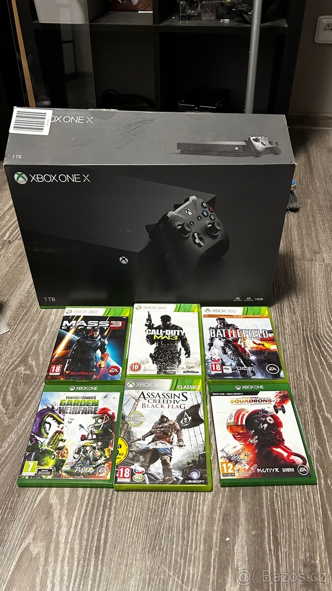 Xbox one X 1TB + hry