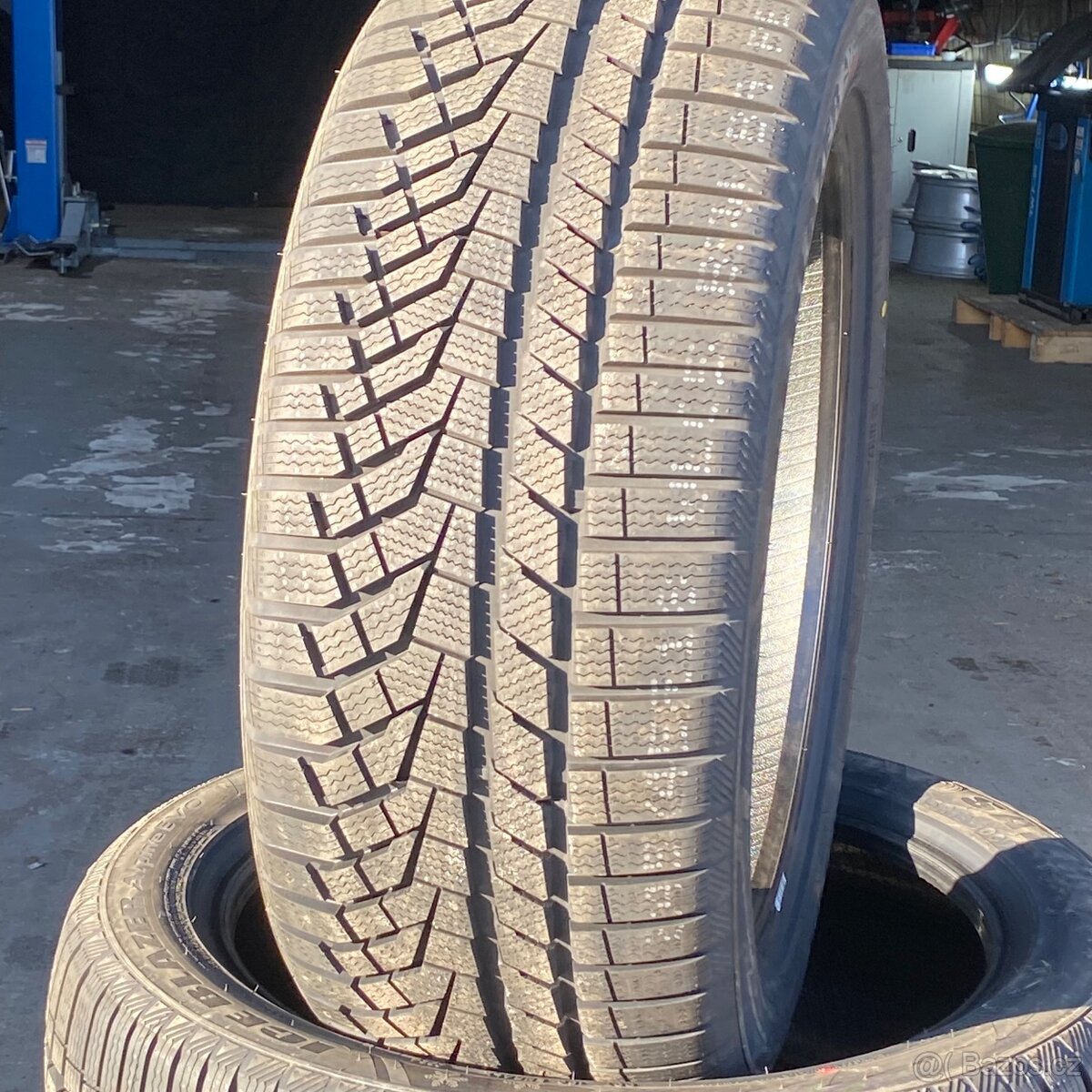 NOVÉ Zimní pneu 195/65 R15 91T Sailun.