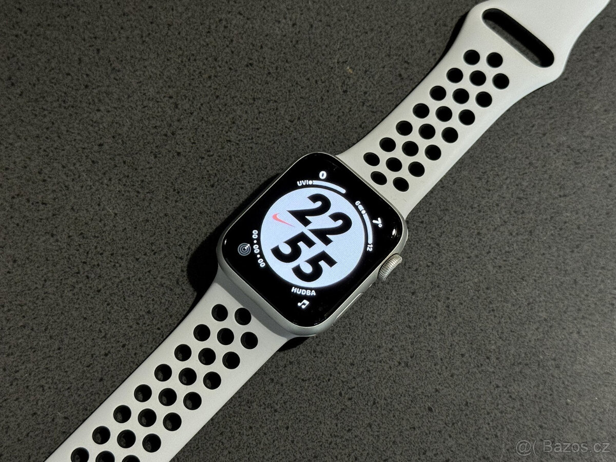 APPLE WATCH series 6 NIKE+ - 40mm – STAV NOVÝCH