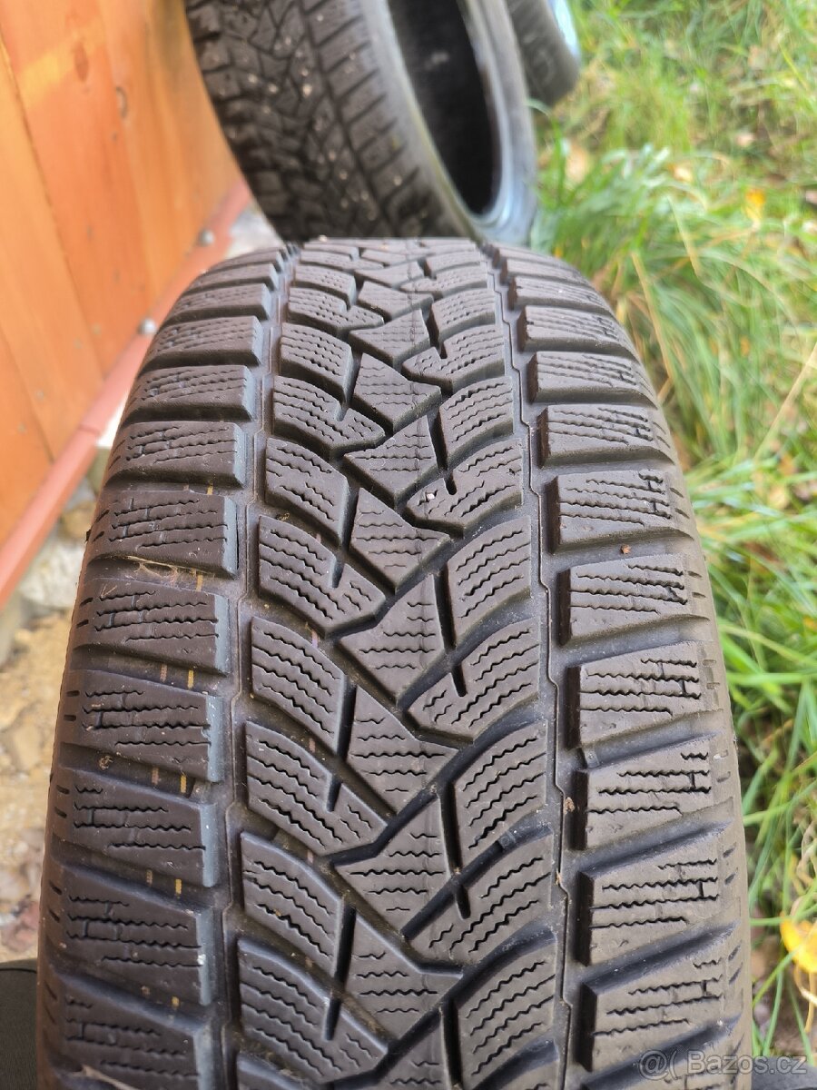 Zimní Dunlop Winter Sport 5 205/55 R16