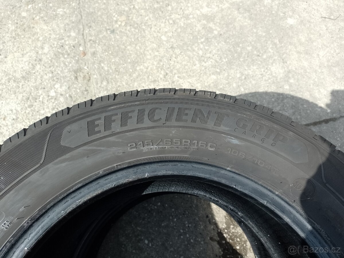 Pneu 215/65 R16C