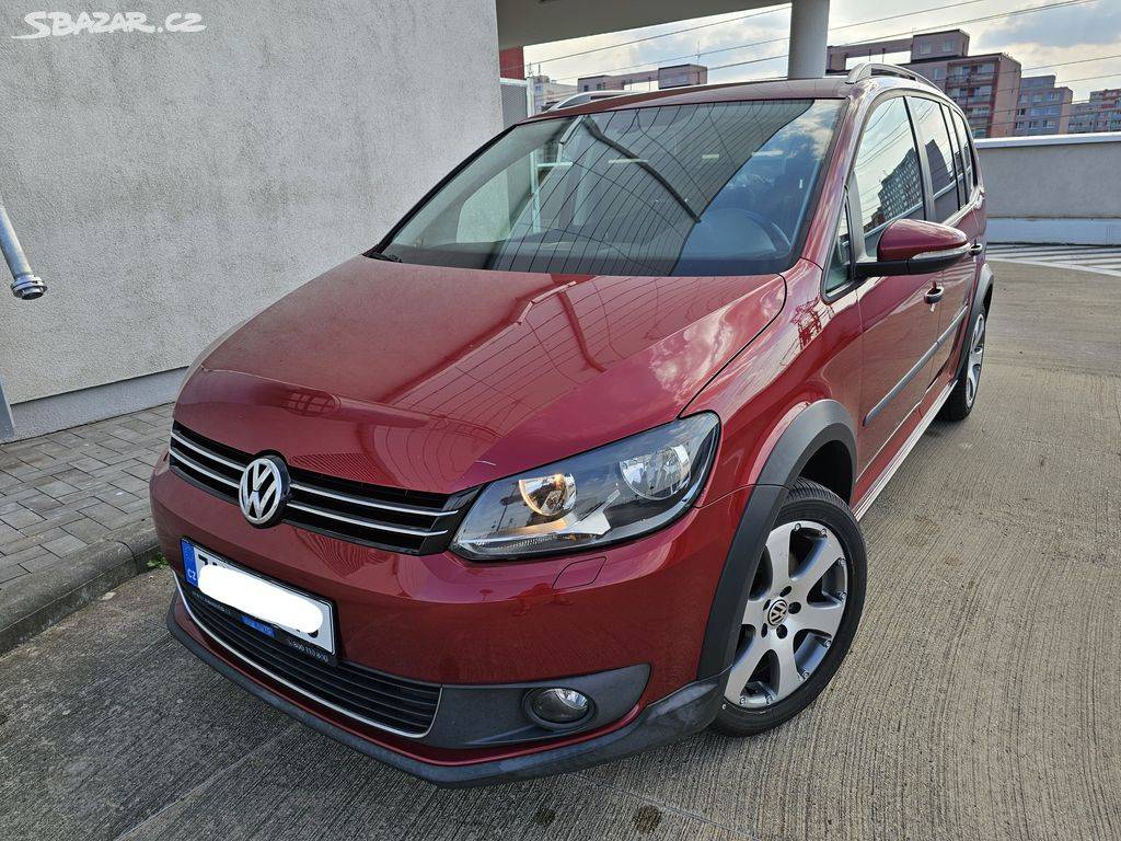 VW Touran Cross 2.0 TDI 103kW,Tažné,Rozvody,Manuál,150 t.km.