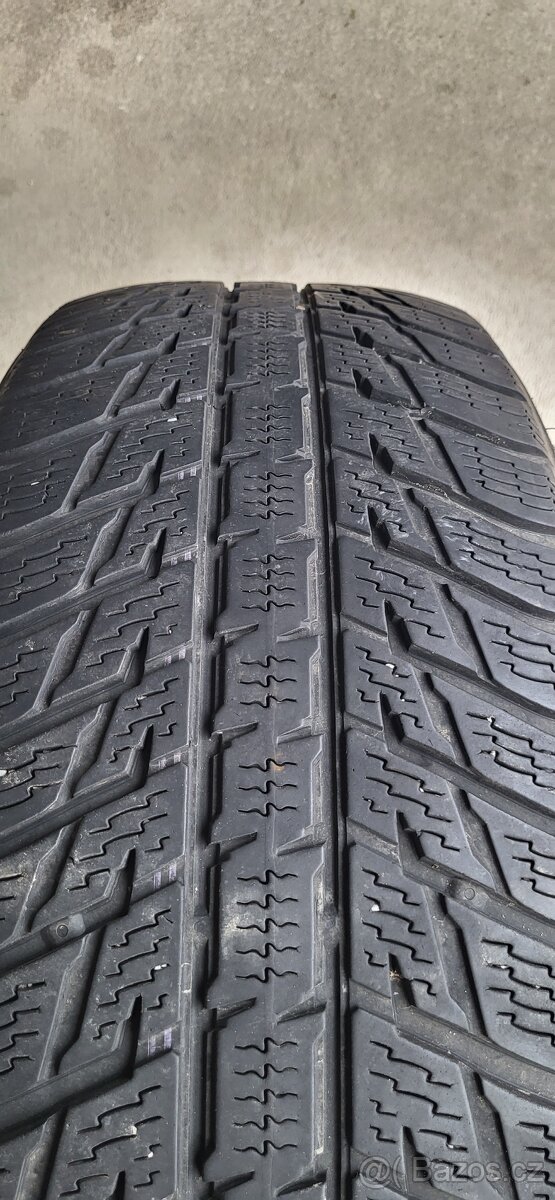 Zimní gumy Nokian 225/60/R17