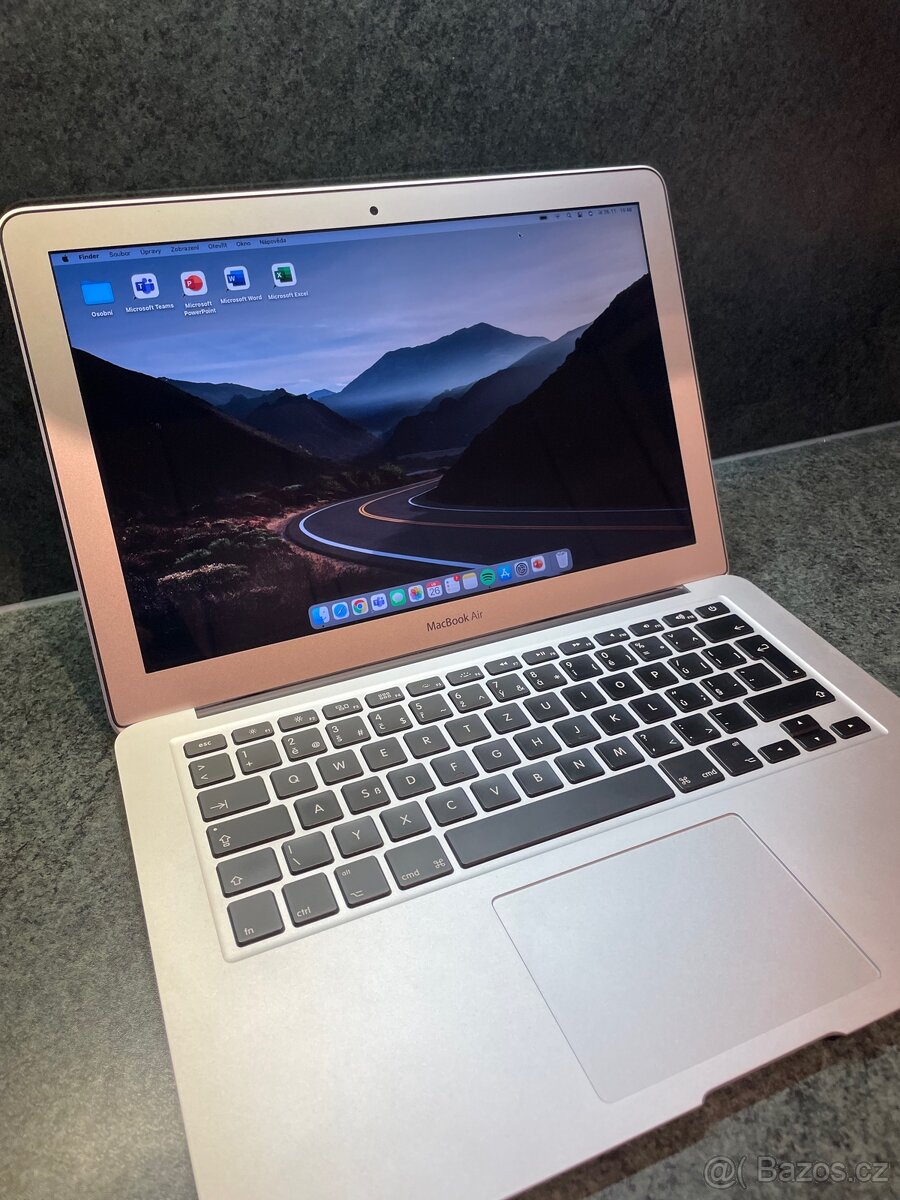 MacBook Air 2017 (13”)