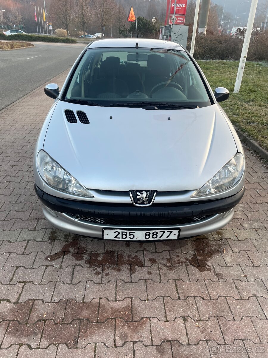 Peugeot 206  HDI 2004