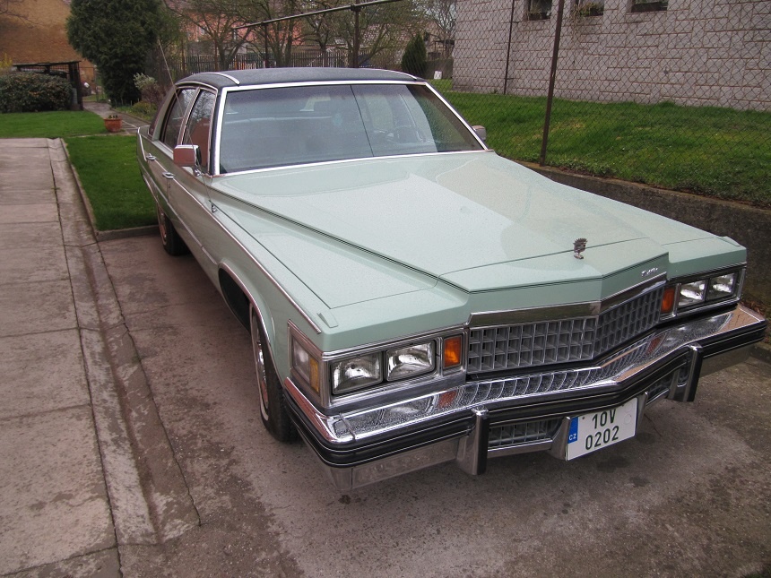 Cadillac sedan deville