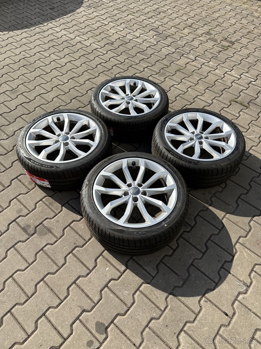 Kompletní alu Audi A4 5x112r18 + 245/40r18 letní nové