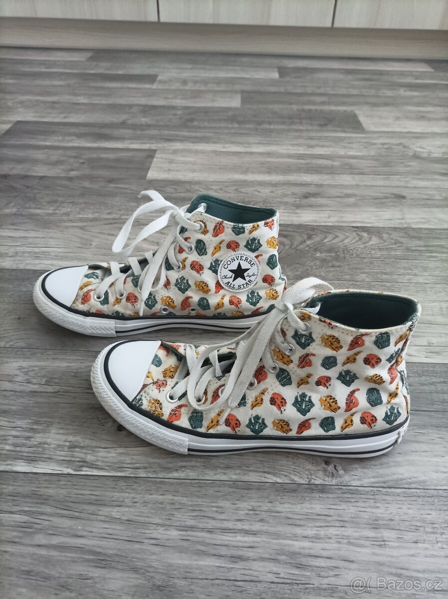 Top stav plátěné tenisky Converse vel. 36