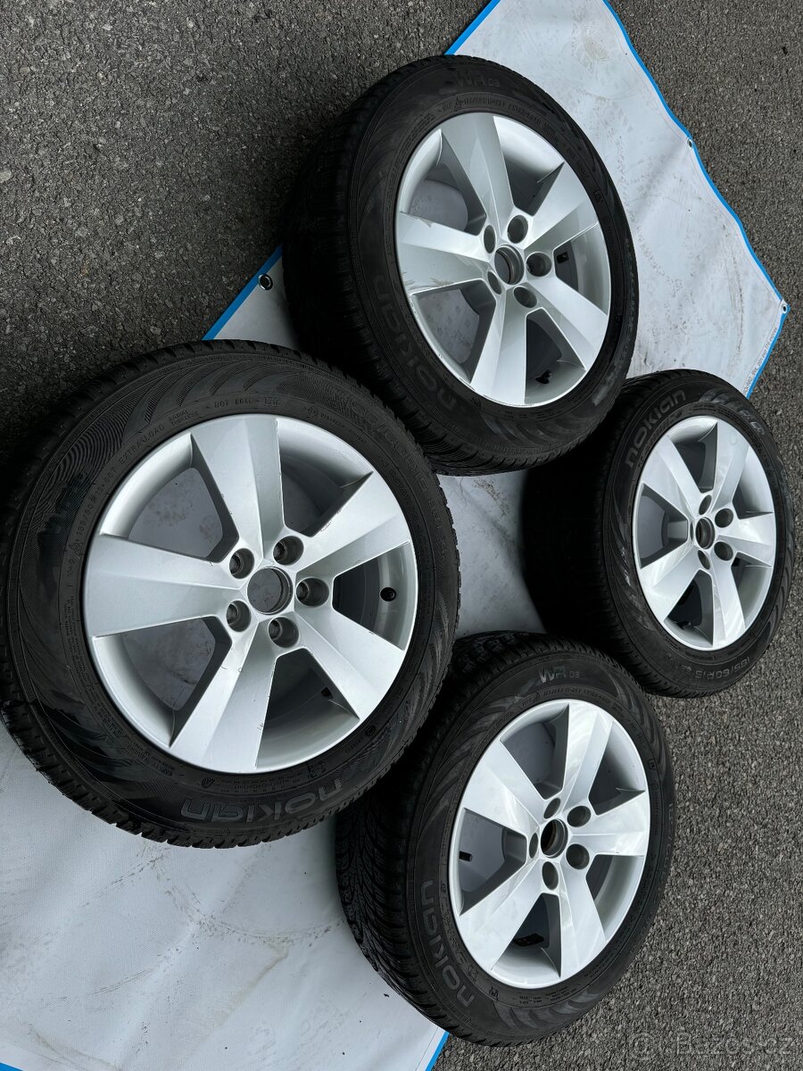 Sada originálních ALU kol Škoda Rapid 5x100 pneu 185/60 R15