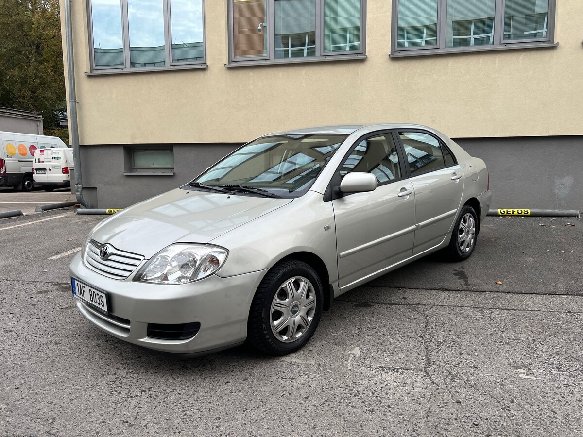 Toyota Corolla 1.6vvti 32 000km ČR.