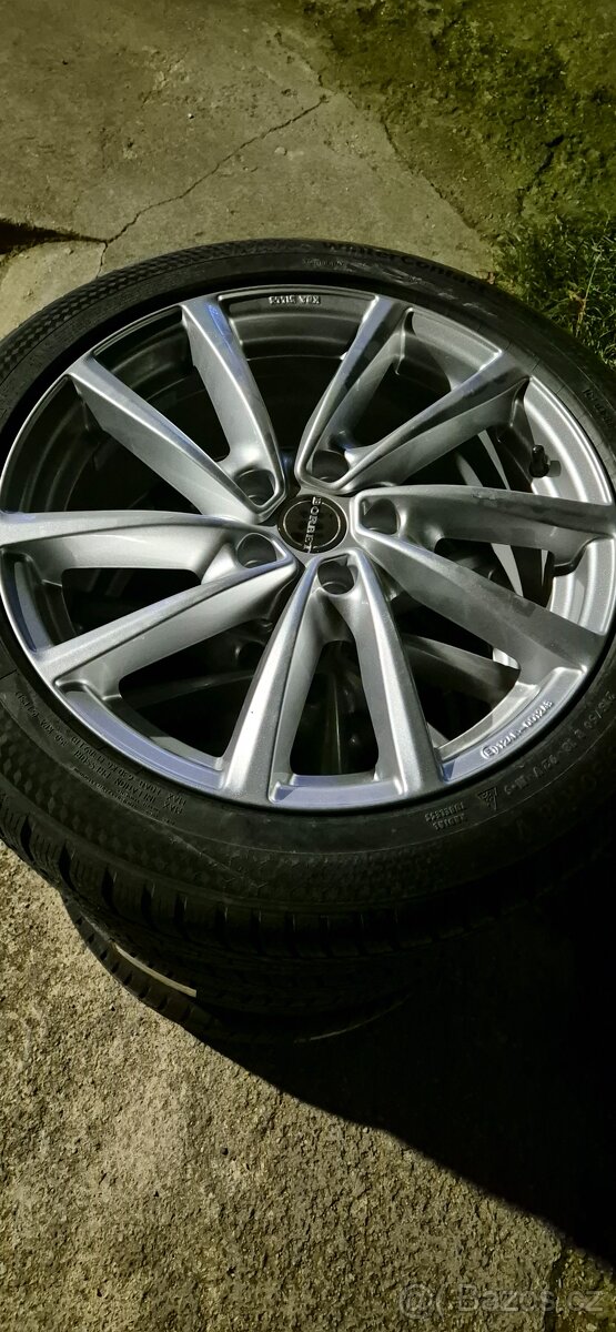 Škoda Karoq 215/50 r18 Continental Borbet zimní komplet cena