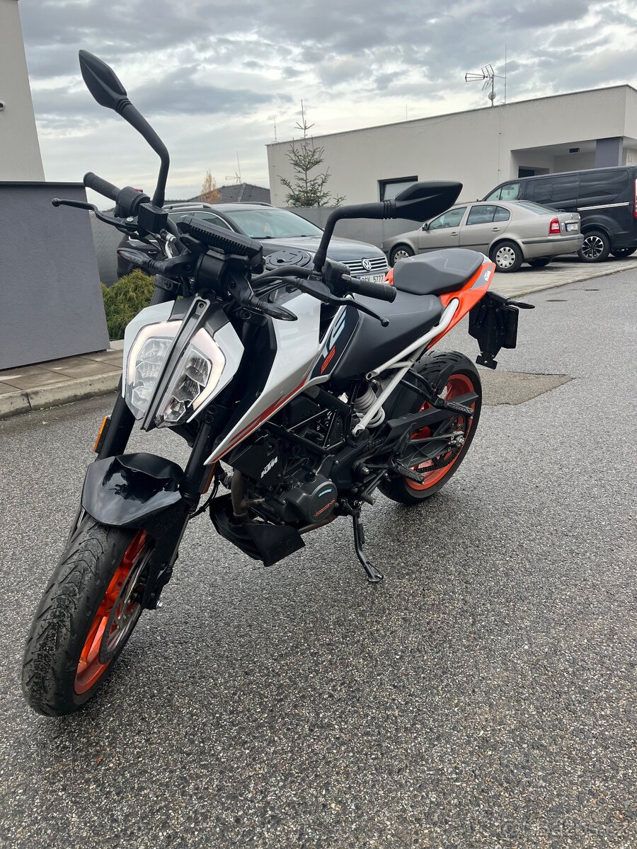 KTM Duke 125 2023