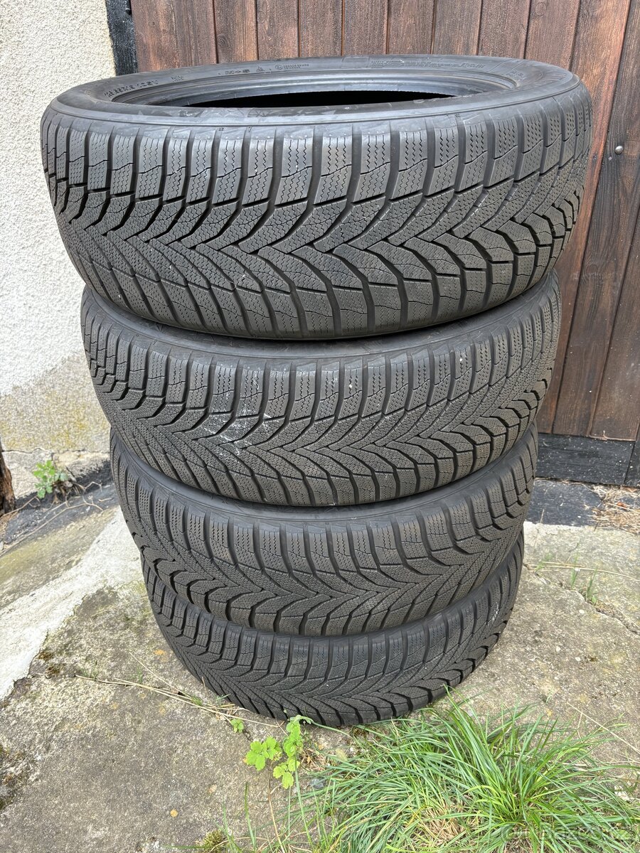 Zánovní zimní / letní pneu 235/55/19 Dot 23 Nexen Goodyear