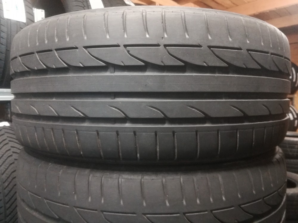 235/40 R19 BRIDGESTONE (1518)