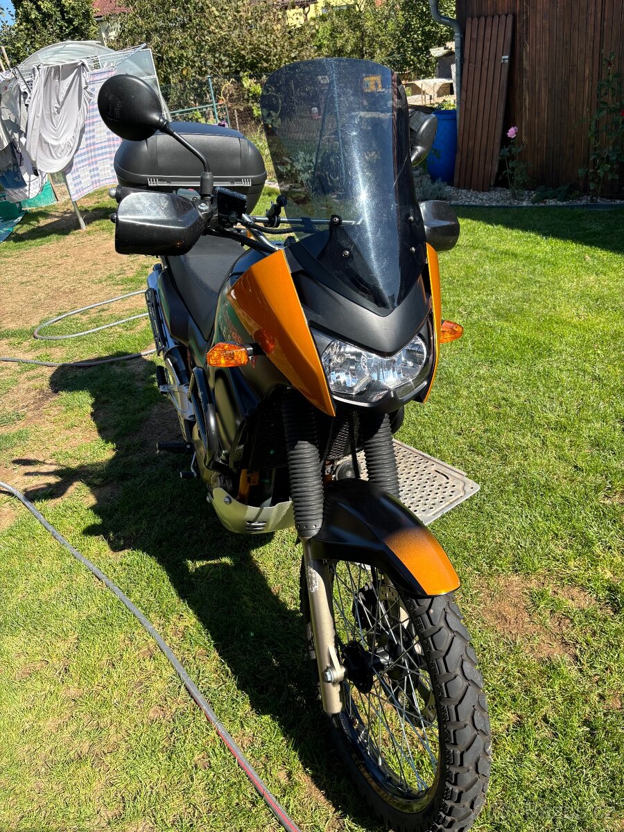 Kawasaki KLE 500