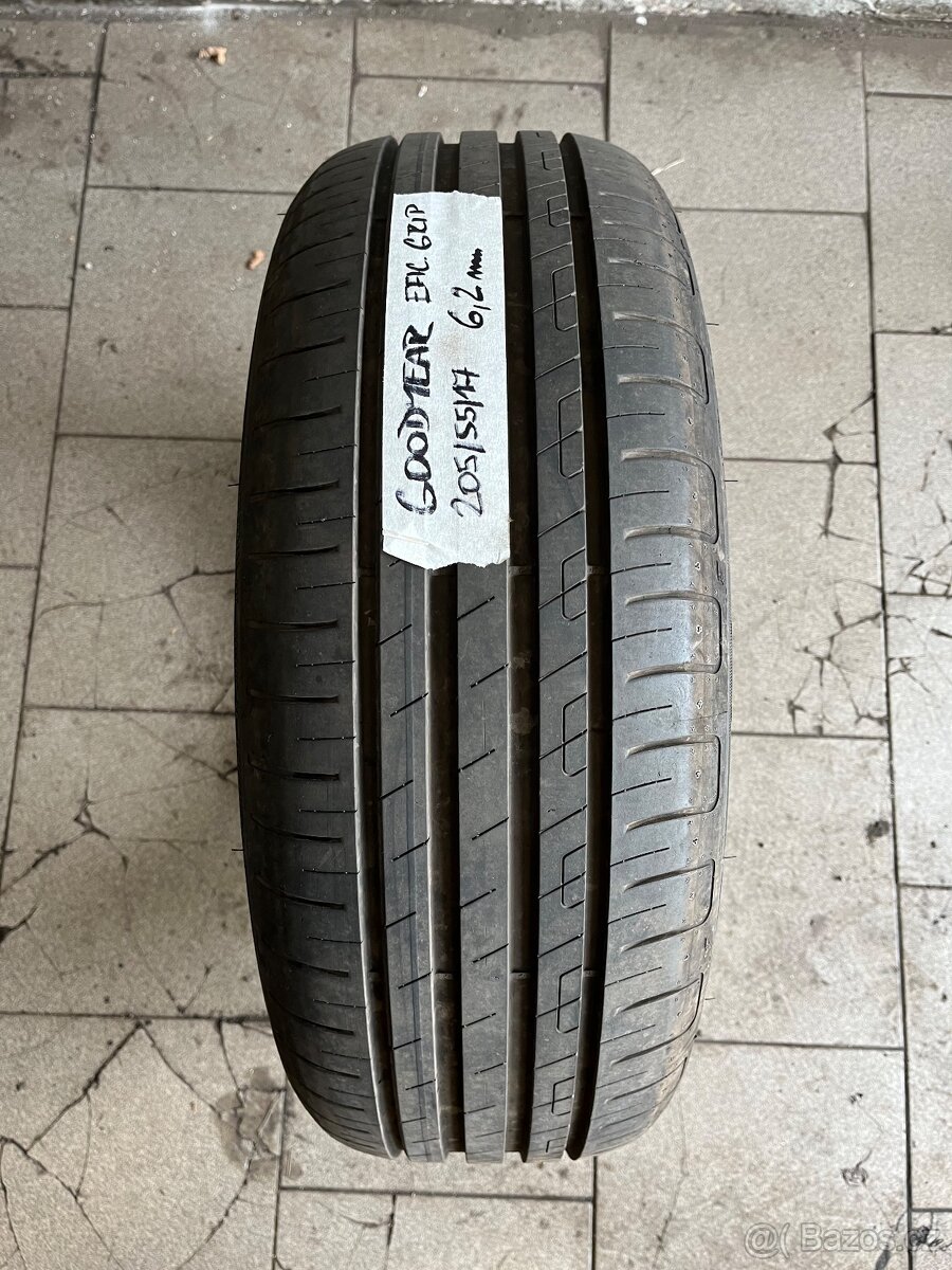 205/55 R17 letní Goodyear