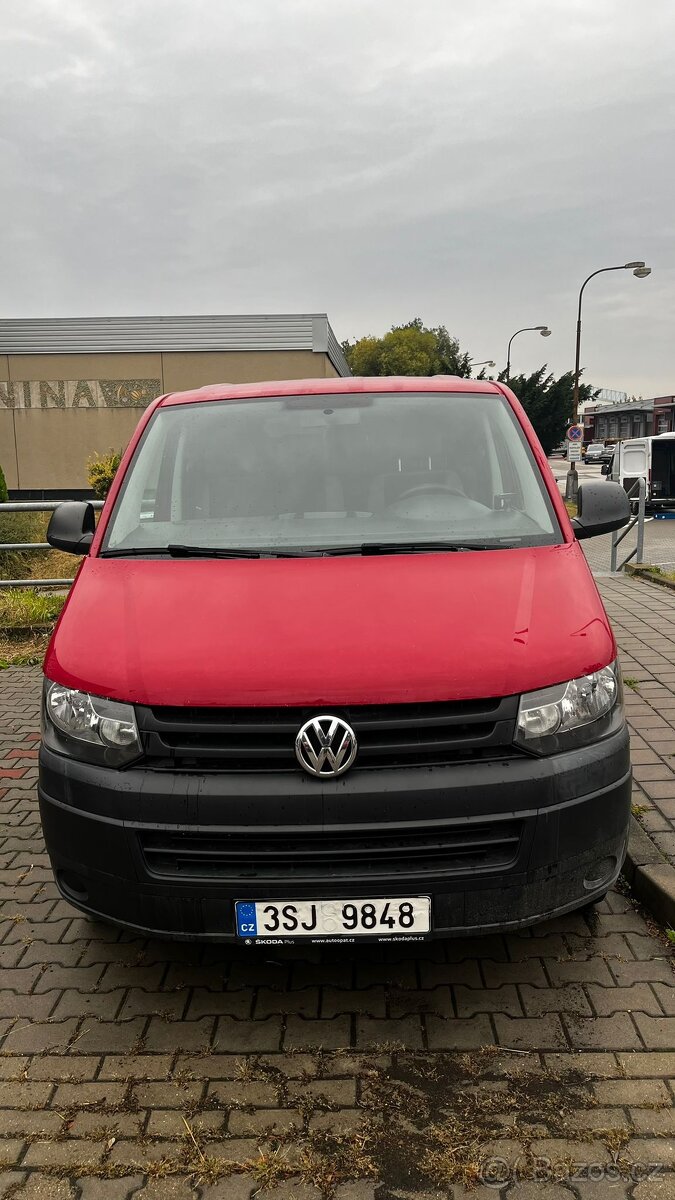 Volkswagen Transporter 2015, 9 míst