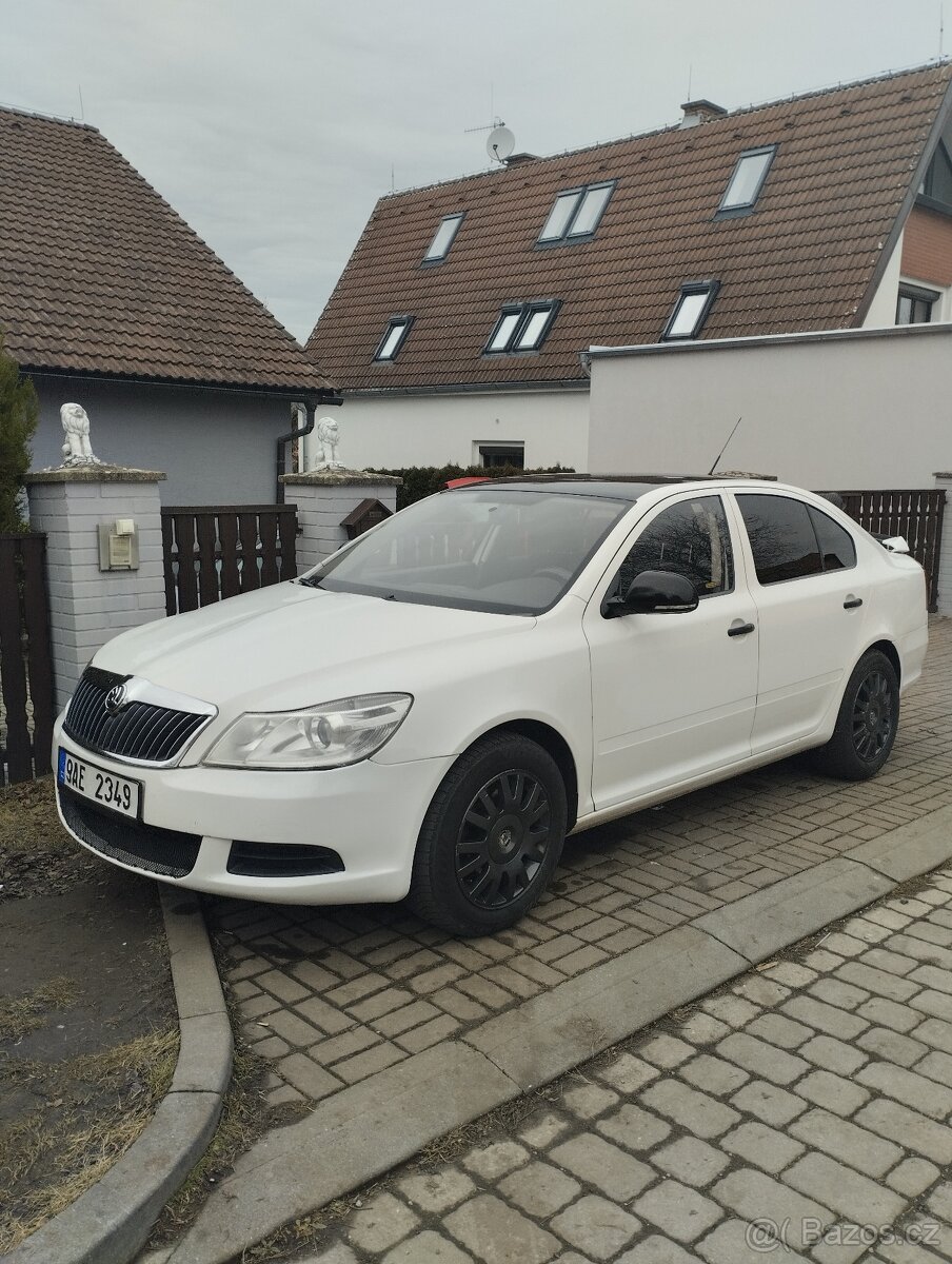 PRODAM SKODA OCTAVIA II.1.6.I.+LPG M.2010