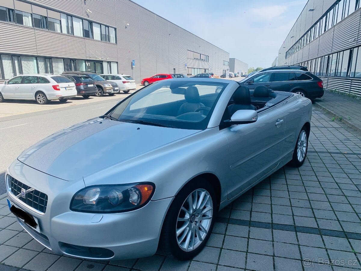 Volvo C70 II 2.4D 132kw D5 Summum