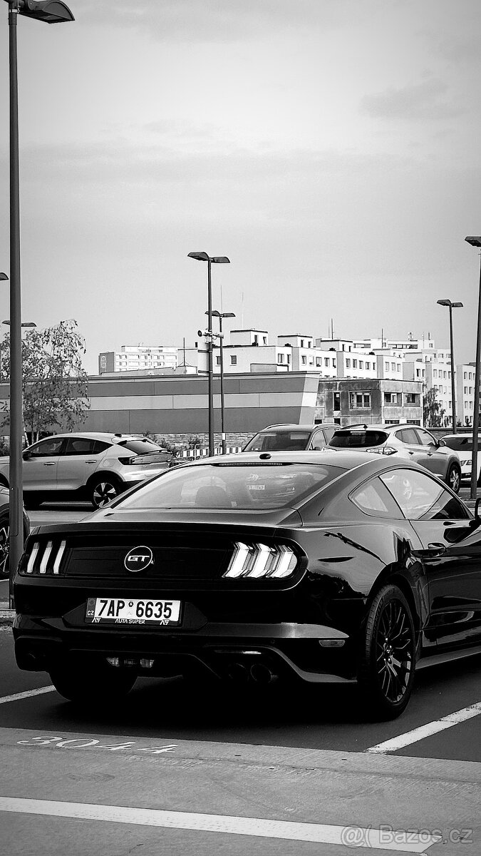 Pronájem Ford Mustang GT 5.0 V8 (facelift)