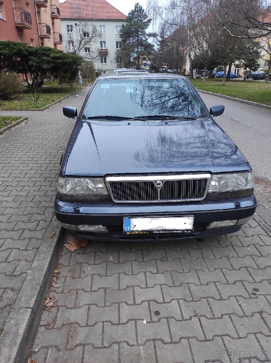 Lancia thema 2.0 8v