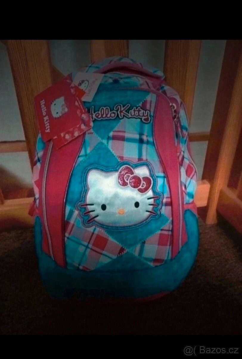 Nový batoh školní Hello Kitty