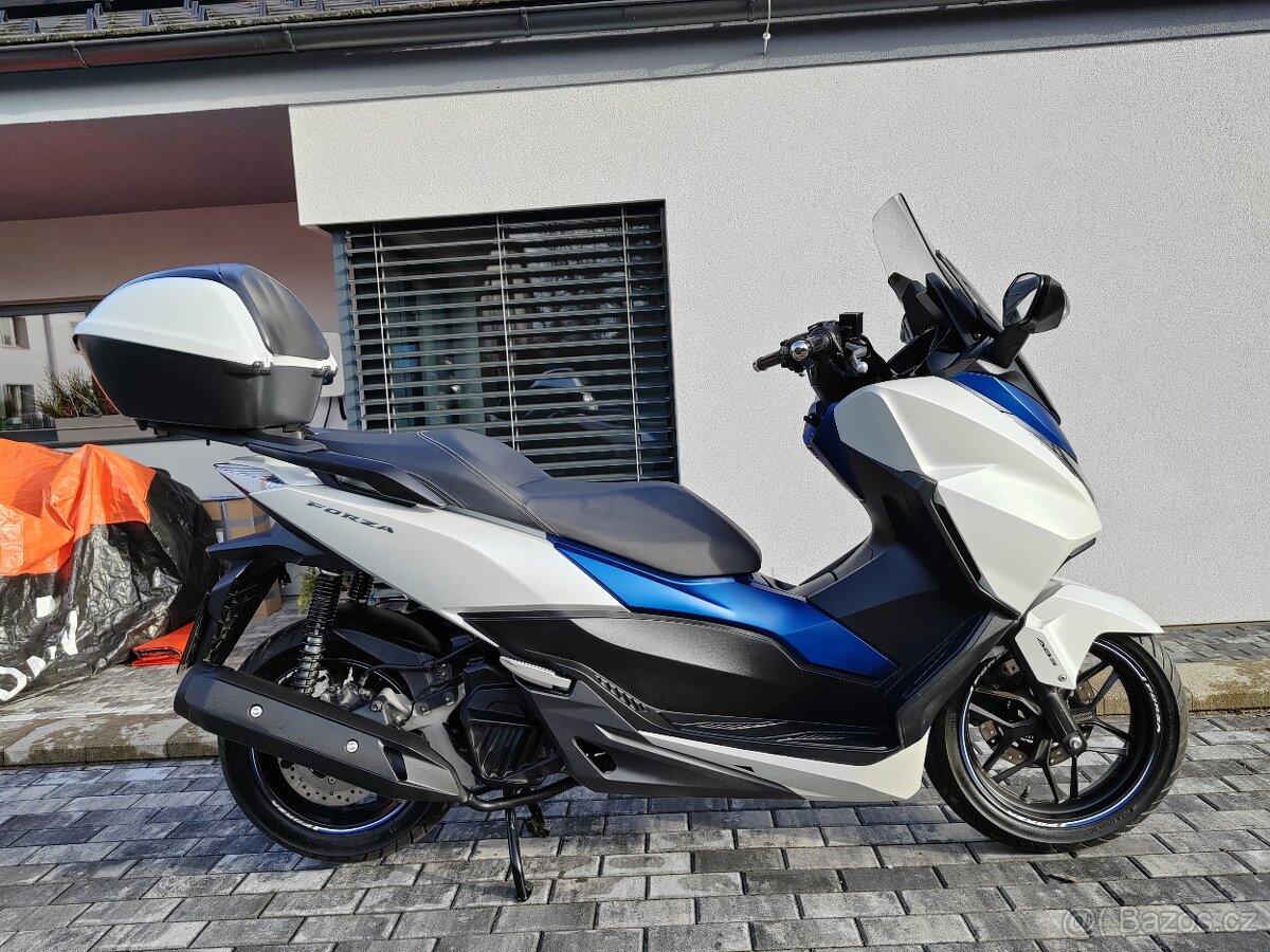 Honda Forza 125 záruka 12 měsíců