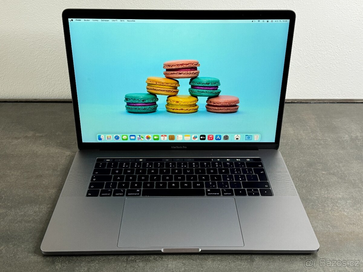 Macbook Pro 15" 2018 SG i7 / 16GB / 512GB / SG