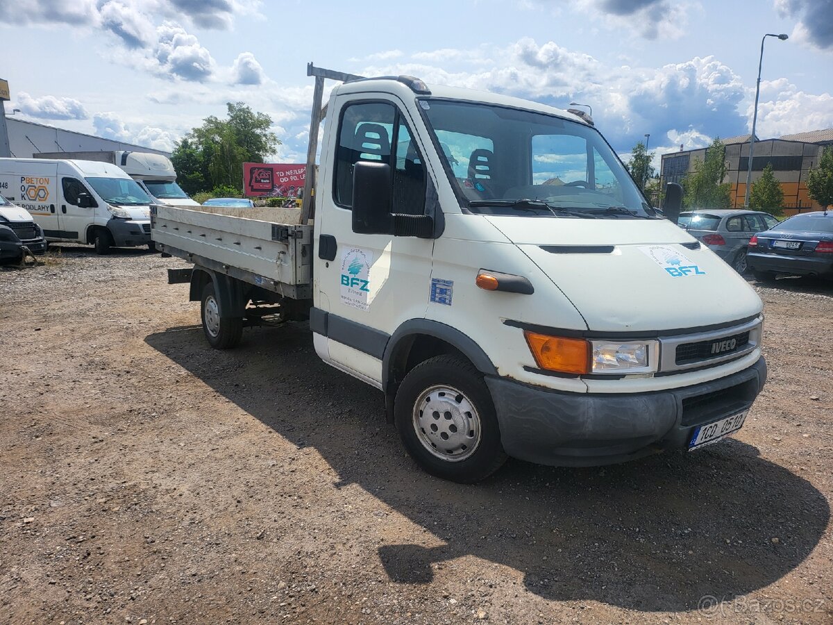 Iveco Daily 2.8D, rok 2000,najeto
200tis km, nová STK