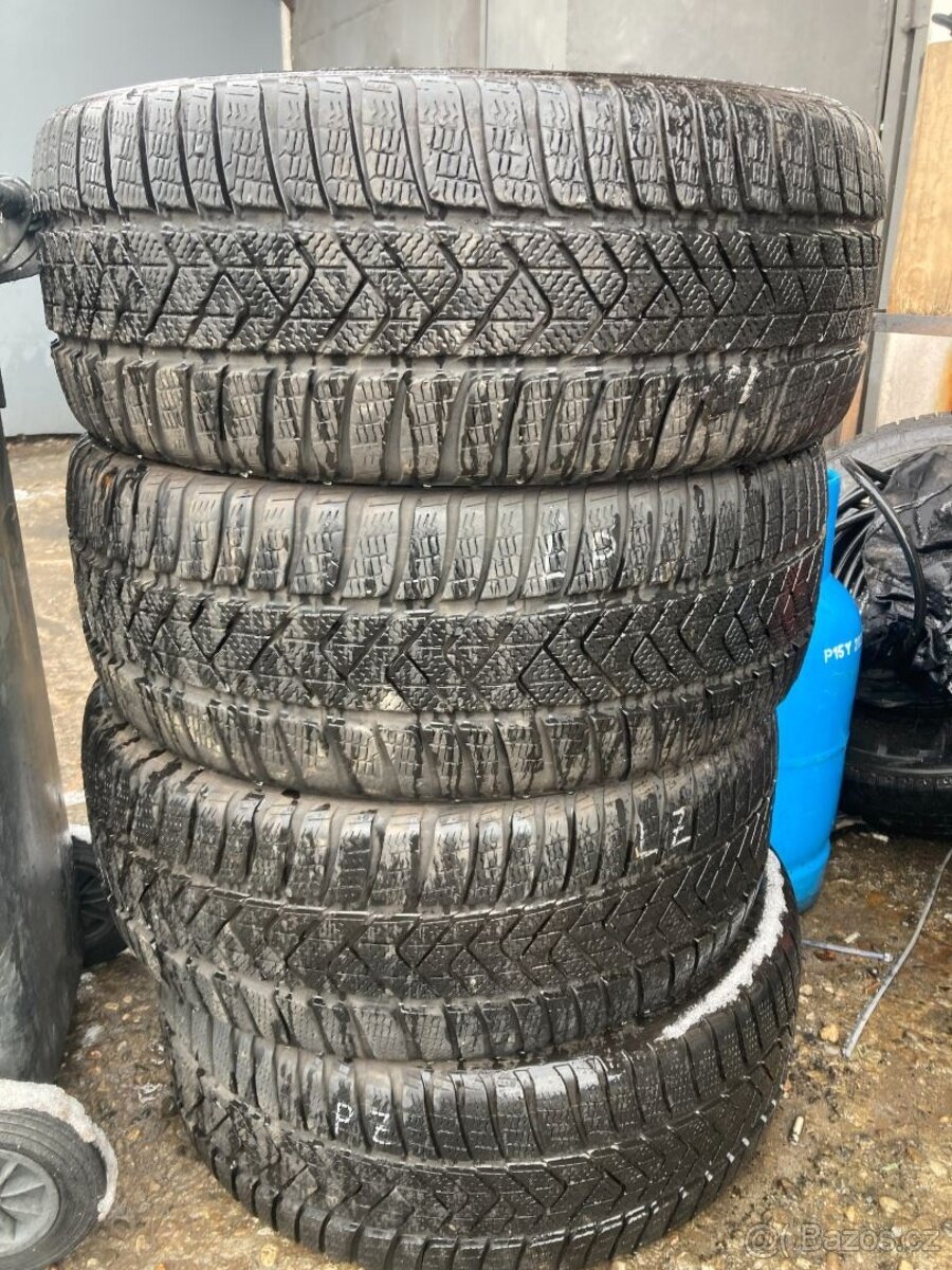 Pirelli 245/45r19 6,5mm zimní