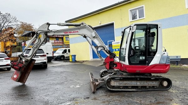 5t minibagr Takeuchi Powertilt 3 lžíce