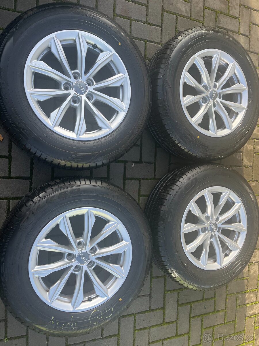 4x zánovní alu disky 5x112 R17, letní pneu 80%