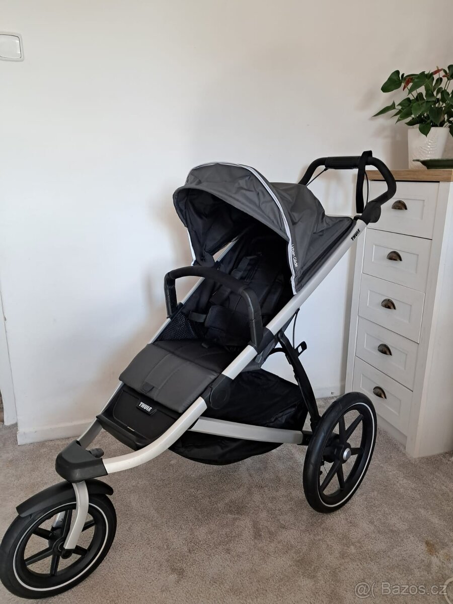 Kocarek Thule Urban Glide + veskere prislusenstvi