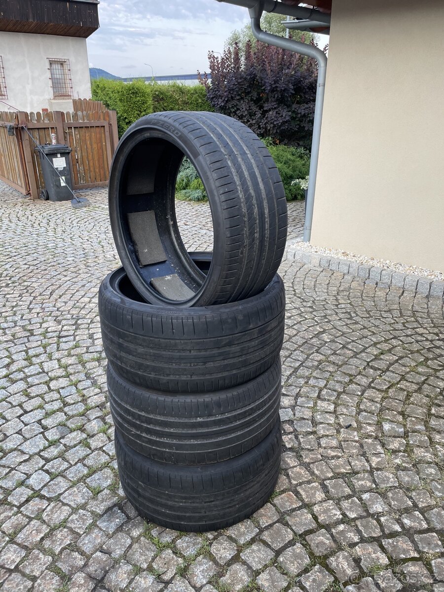 PIRELLI P ZERO 285/30 ZR 22 101Y