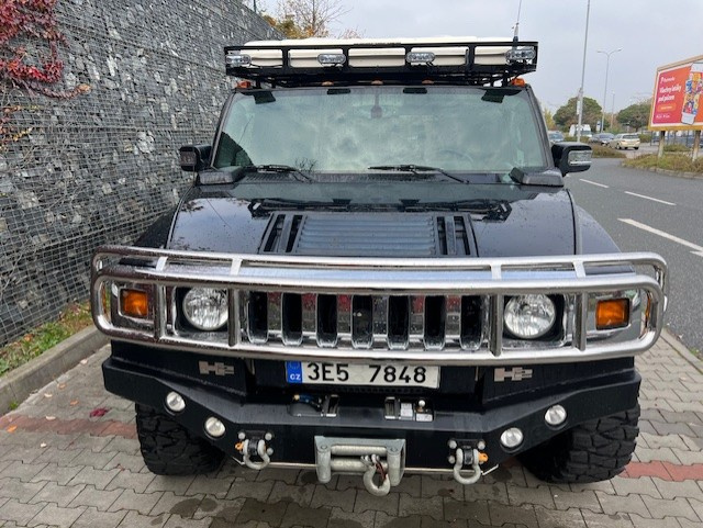 HUMMER H2