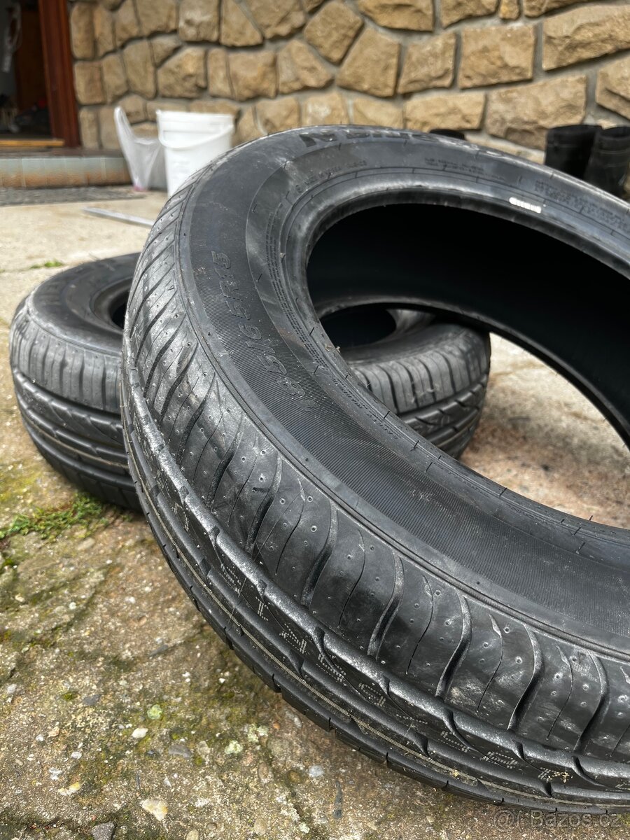 Nové pneu 185/65 r15