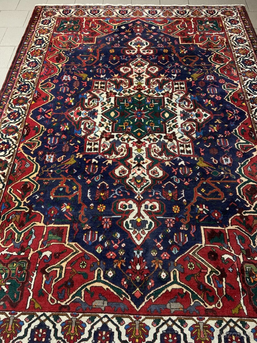 Luxusní Perský starožitný koberec 310 x220