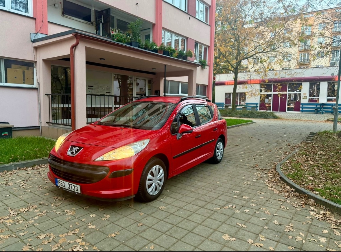 Peugeot 207SW 2010 120Tkm 1.4i