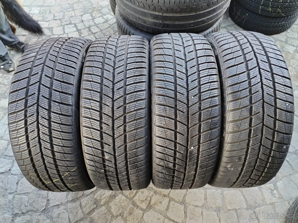 225/45/19 zimni pneu BARUM 225/45 R19