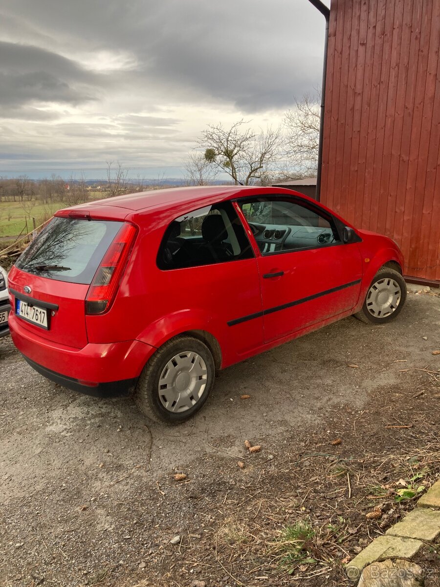 Ford fiesta 2002 | 1,3 | 95000km