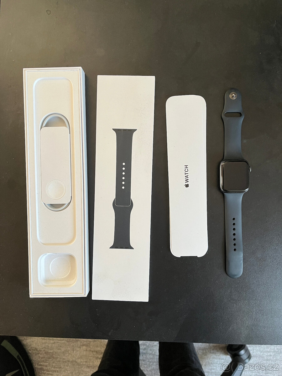 Apple Watch SE (v2) GPS, 44mm Space Grey