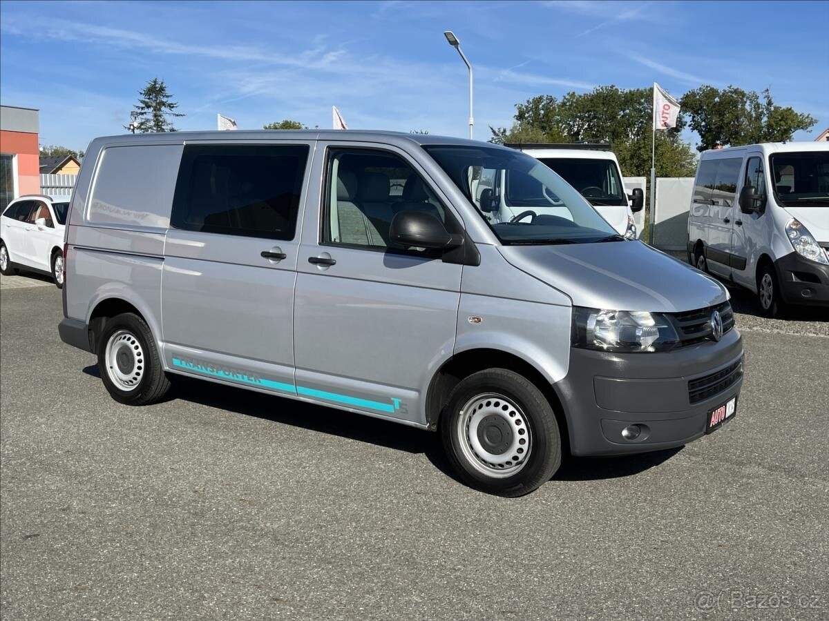 Volkswagen Transporter  T5 6míst,