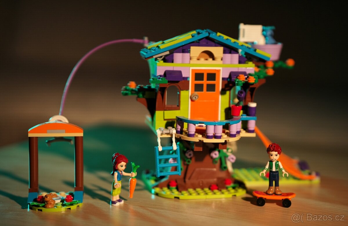 LEGO Friends - Mia a její domek na stromě