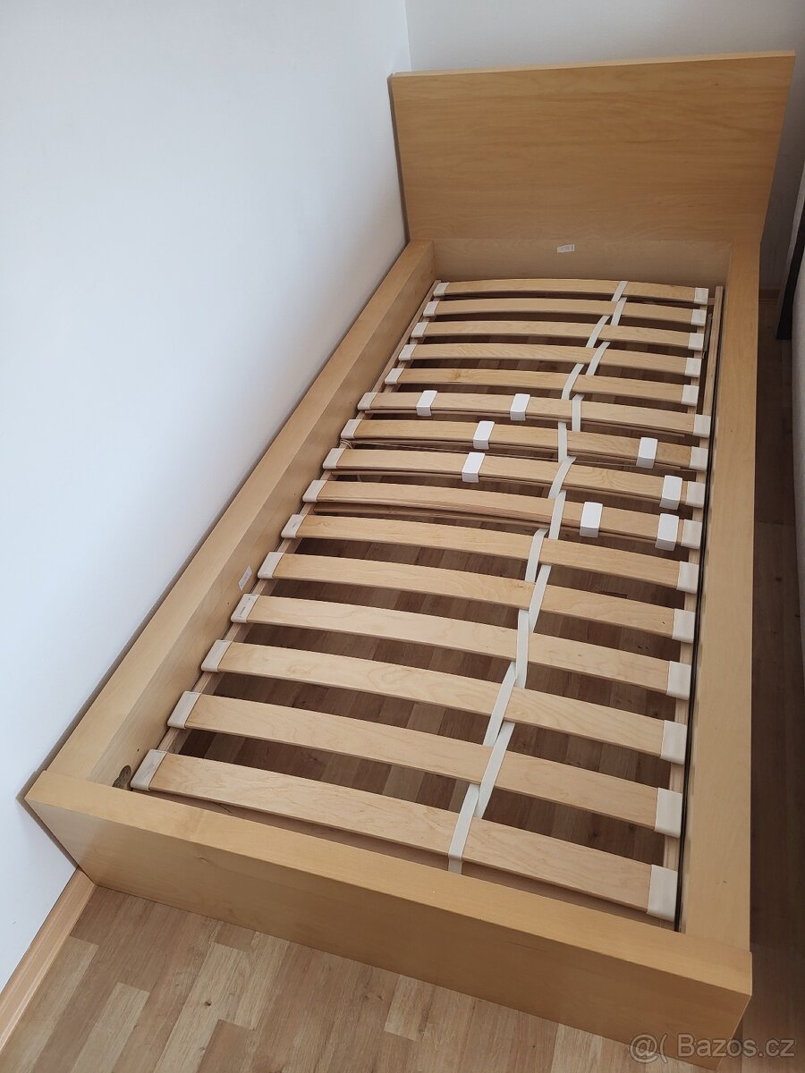 Prodám postel IKEA MALM 90x200