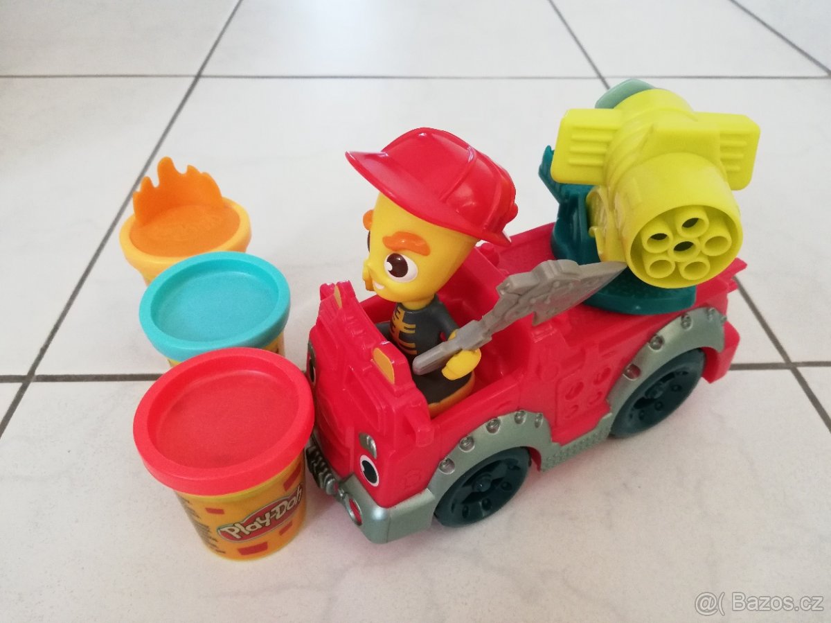 Playdoh auto s modelinou